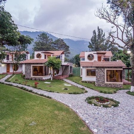 Villas Jucanya Super Higienizadas Panajachel Exterior photo